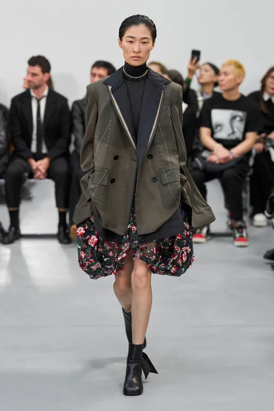 Look 22